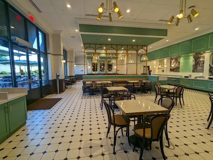 Milton's Ice Cream Parlor Picture 8