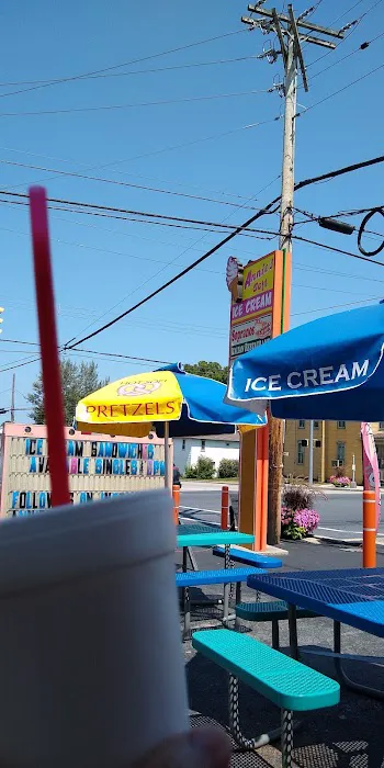 Annie's Soft Ice Cream Picture 6