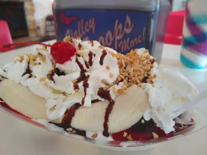Valley Scoops and More Picture 9