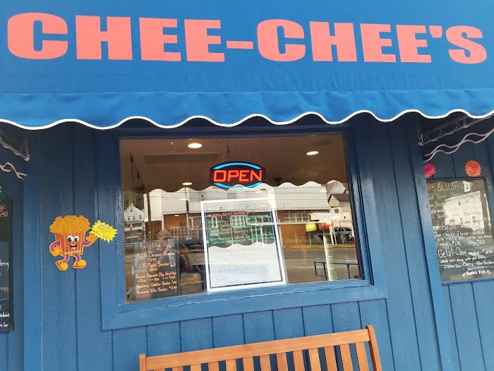 Chee-Chee's Picture 2