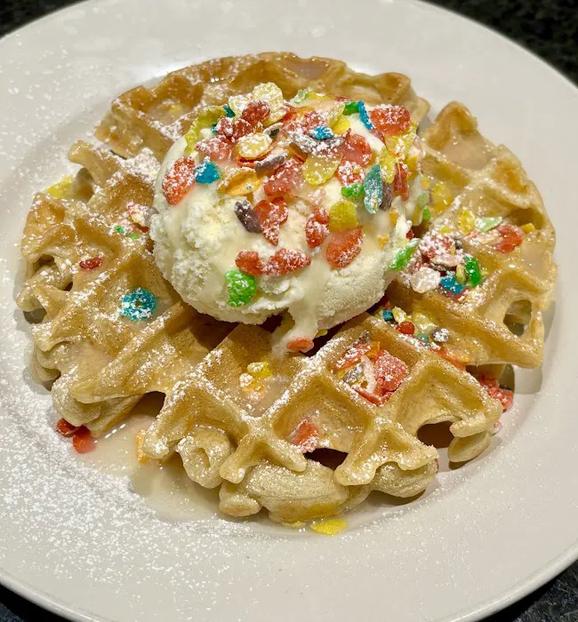 SPoT Ice Cream & Waffles Picture 9