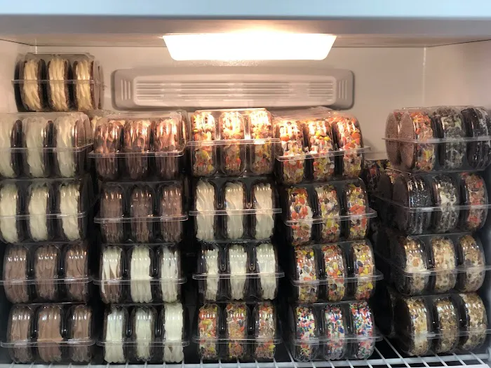 JoJo’s Ice Cream Picture 3