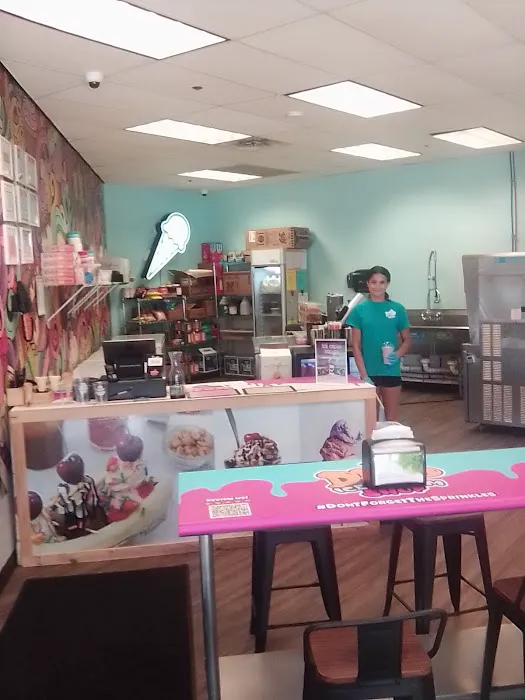 Drip Ice Cream Shop Picture 4