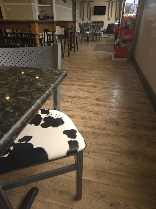 Cheshire Farms Creamery Picture 6