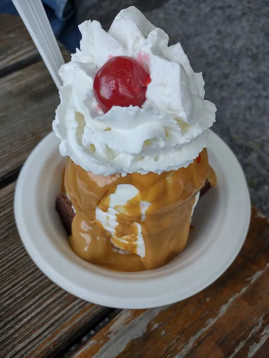 Mac's Dairy Bar Ice Cream Picture 2