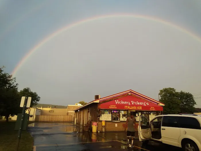 Hokey Pokey's Ice Creamery Picture 1