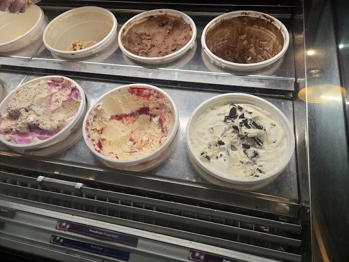 Moonlight Creamery Picture 4