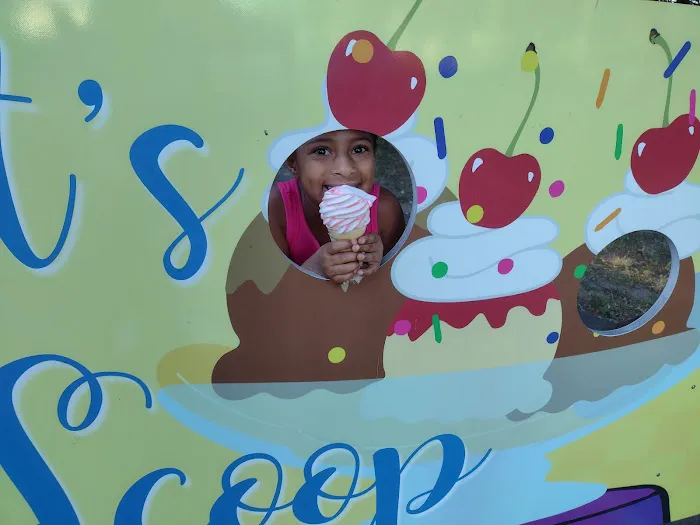 What's 'Ur Scoop Picture 4