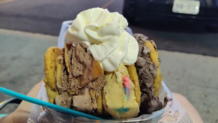 Roc City Ice Cream Picture 3