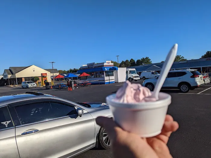 Jimmy T's Soft Serve Picture 4