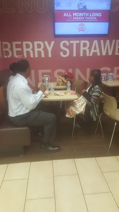 Baskin-Robbins Picture 9