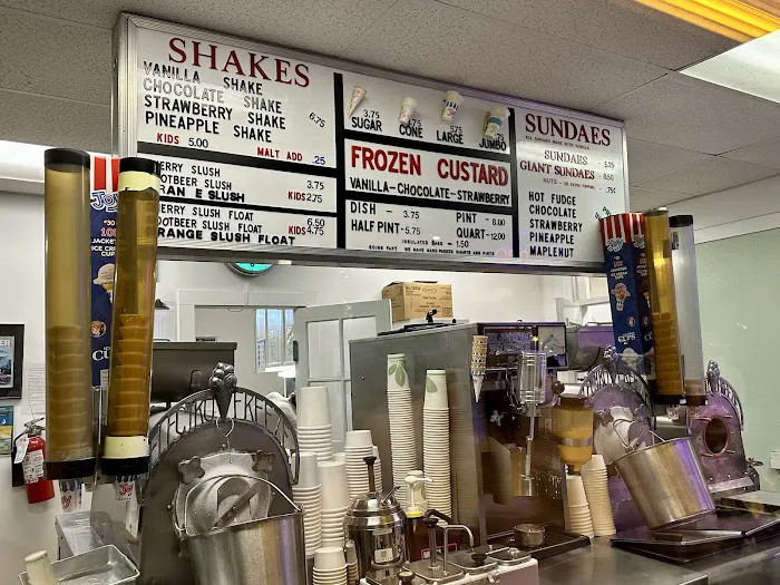 Carl's Frozen Custard Picture 2