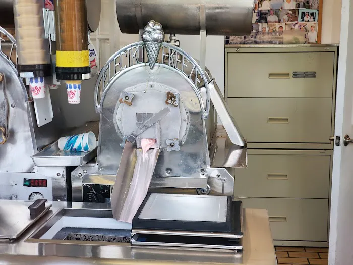 Carl's Frozen Custard Picture 8