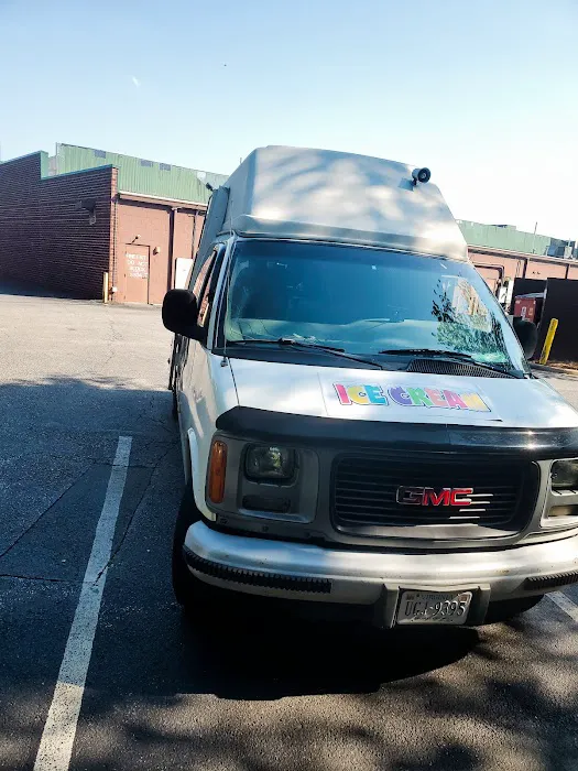 Icecream truck Rental for birthday parties Picture 8