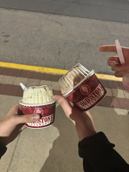 Cold Stone Creamery Picture 4