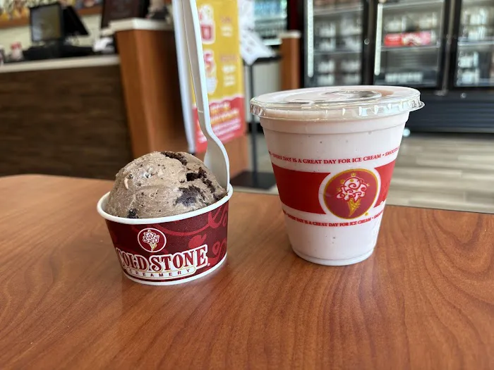 Cold Stone Creamery Picture 6