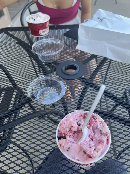 Cold Stone Creamery Picture 10