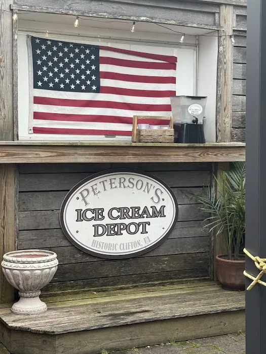 Peterson's Ice Cream Depot Picture 10