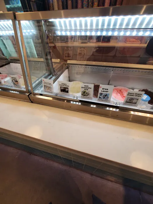 Sarah's Handmade Ice Cream Fallsgrove Picture 8