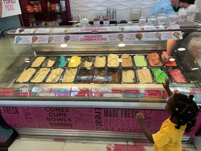 Marble Slab Creamery Picture 4
