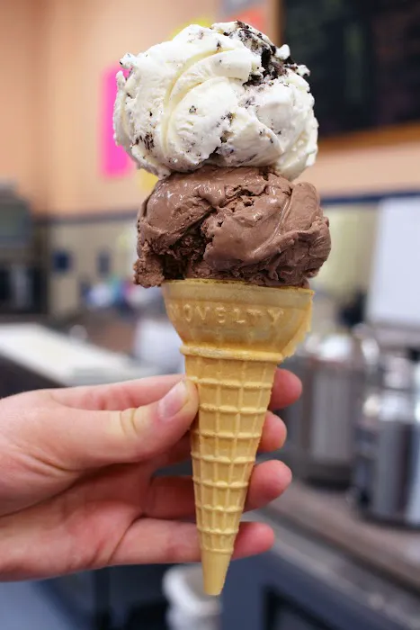 J J Hoffmans Creamery Picture 2