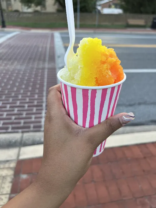Chill Snowballs & Ice Cream Picture 5