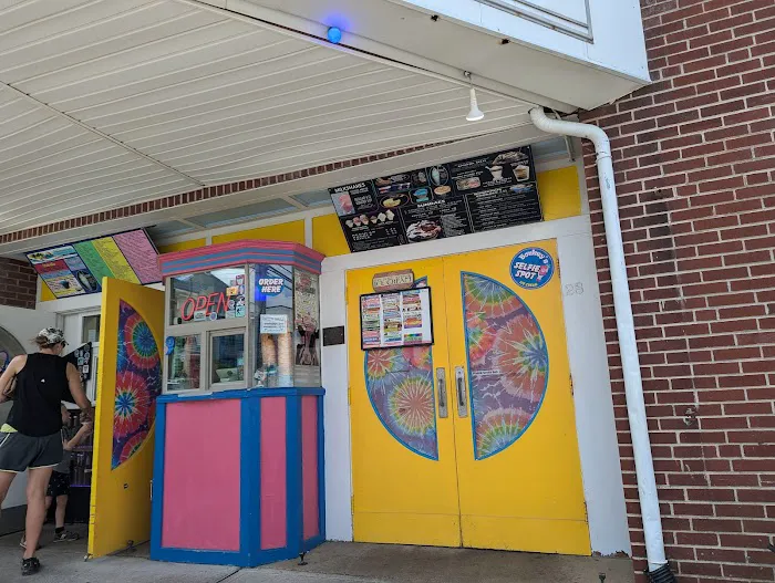 Bonkey's Ice Cream & Snoballs Picture 1