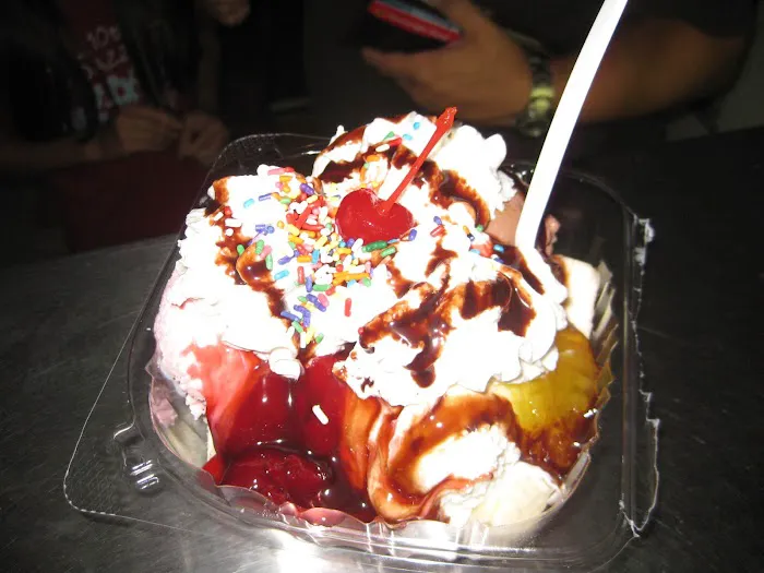 Bonkey's Ice Cream & Snoballs Picture 7