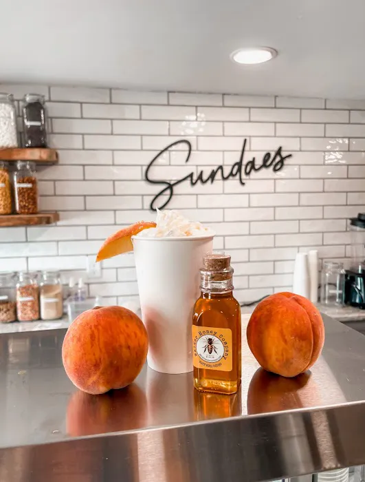 Sundaes Ice Cream Shoppe Picture 9