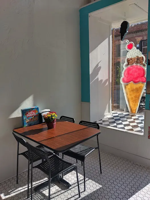 Sweets & More Ice Cream Picture 8
