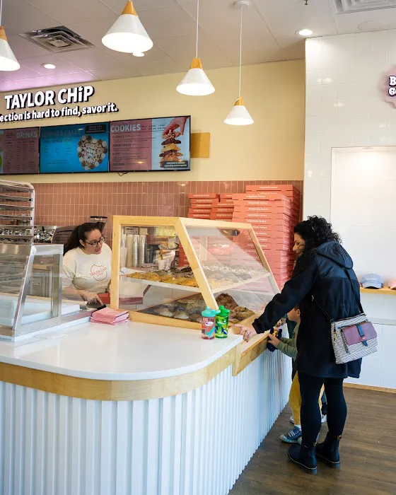 Taylor Chip Cookies & Creamery Picture 3