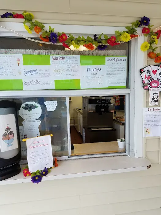 Jolly Farmer Ice Cream Stand Picture 1