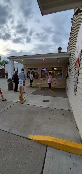 Jolly Farmer Ice Cream Stand Picture 4