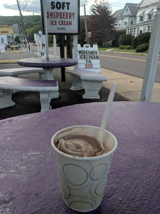 Ed's Soft Ice Cream Picture 6