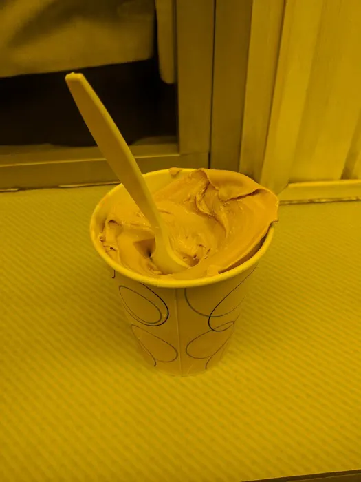 Ed's Soft Ice Cream Picture 5