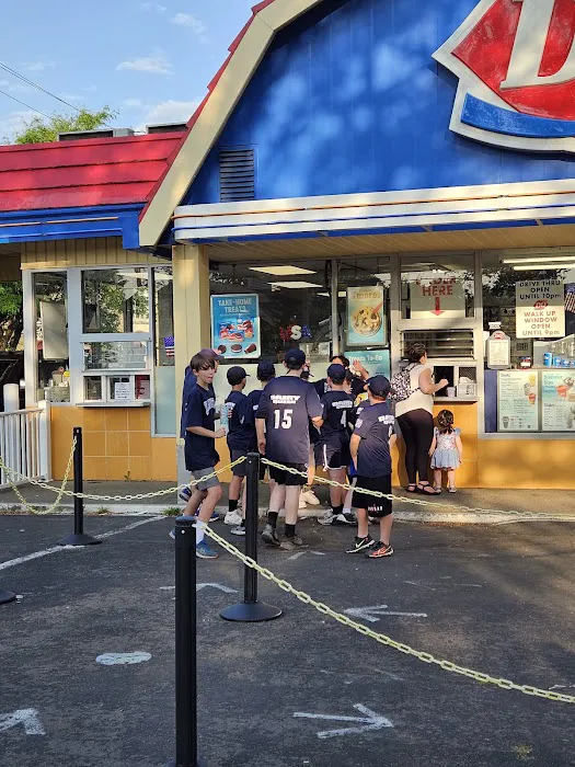 Dairy Queen (Treat) Picture 1