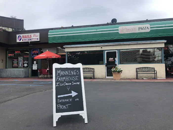 Manning's Farmhouse Ice Cream Shoppe Picture 4