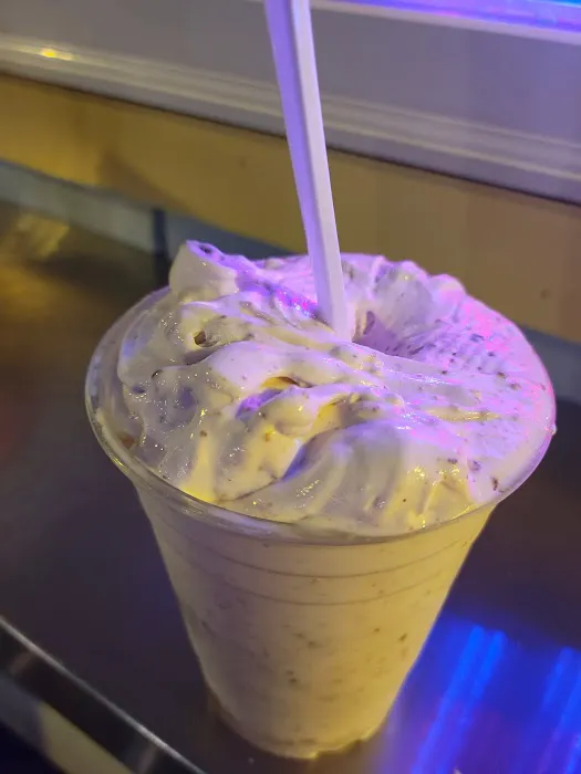 Malacari's Ice Cream Picture 7