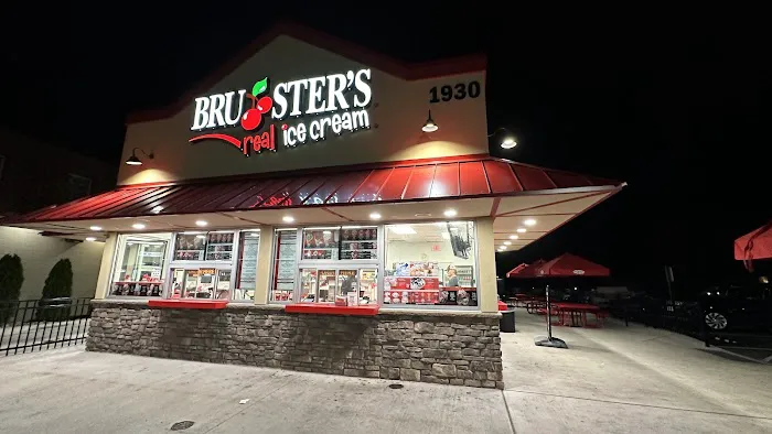 Bruster's Real Ice Cream Picture 1