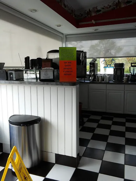 Mr. Coolee's Ice Cream Shop Picture 2