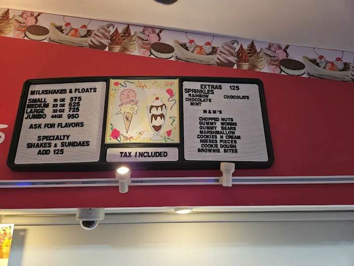 Mr. Coolee's Ice Cream Shop Picture 8