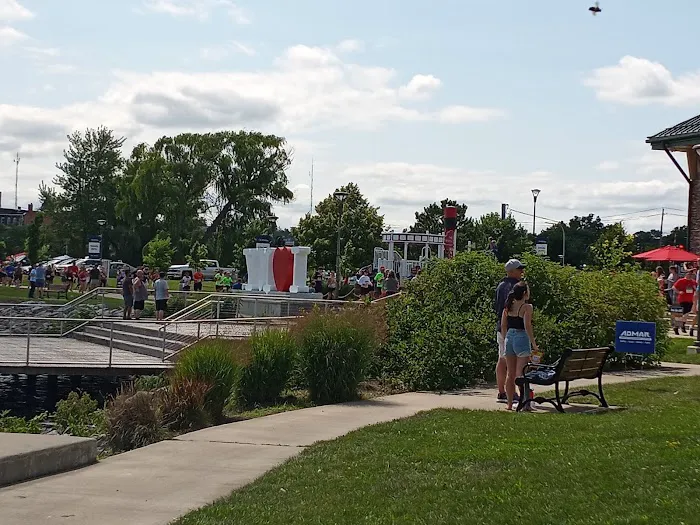 Long Pier Ice Cream & Rentals Picture 7