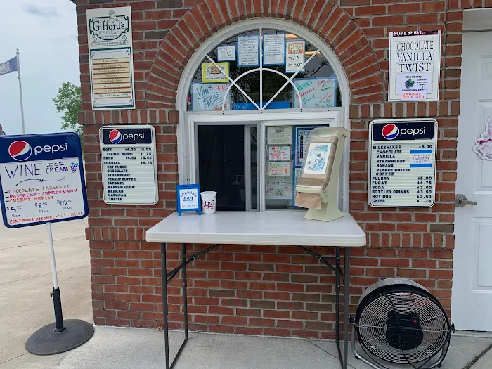 Long Pier Ice Cream & Rentals Picture 5