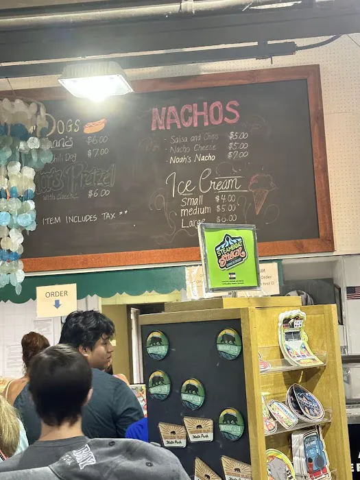 Glen Mountain House Snacks & Souvenirs Picture 3