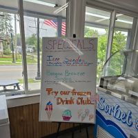 Great Escape Ice Cream Parlor ico