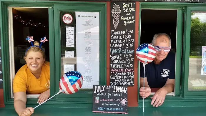 Trimmers Ice Cream & Coffee Shed Picture 6