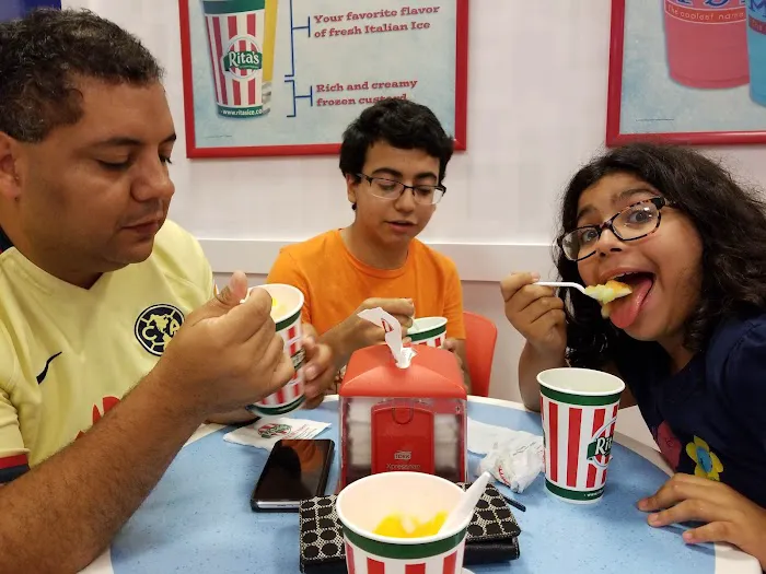 Rita's Italian Ice & Frozen Custard Picture 1