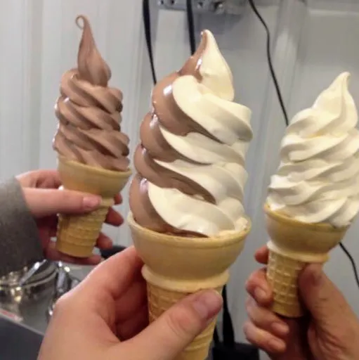 Pulcini’s Ice Cream Picture 9