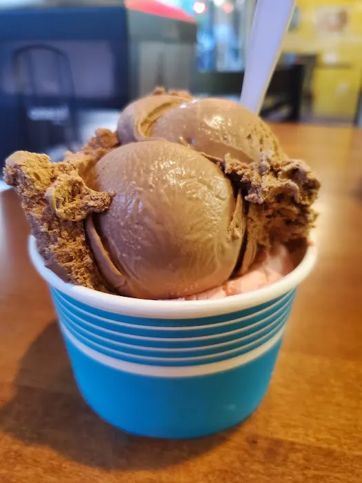 Abner B's Ice Cream Picture 6