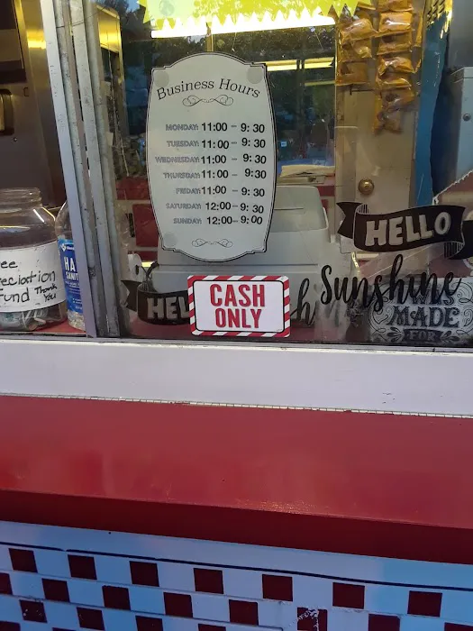 Chandlers Ice Cream Picture 8